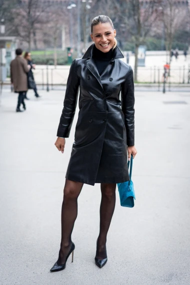 Milanske ulice diktiraju trendove: Heklane haljine, &scaron;tikle, srebrni sjaj i proljetne nijanse