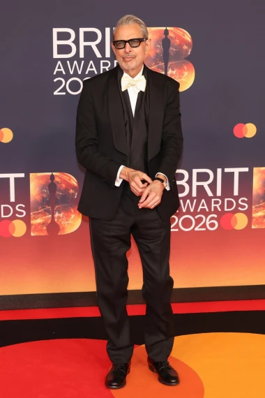 Crveni tepih gori, Olivia Dean slavi: Spektakl BRIT Awardsa u Manchesteru