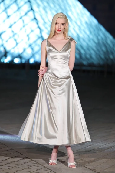 Tjedan mode u Parizu: Prekrasne Charlize Theron, Kate Moss i Michelle Pfeiffer u prvim redovima