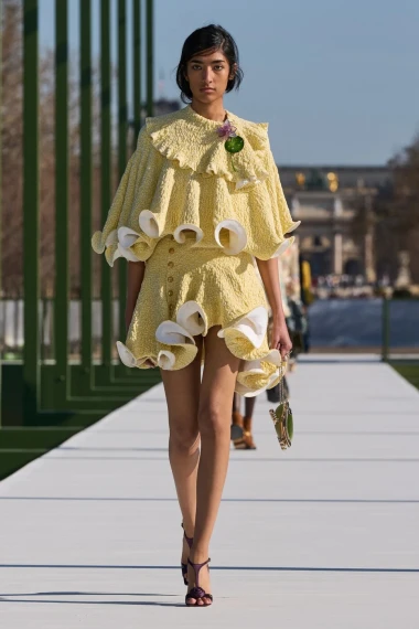 Nova era Diora: Jonathan Anderson donio igru tekstura i svjetlosti na pari&scaron;ku pistu