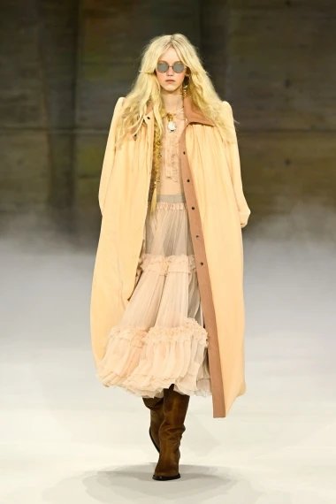 Tjedan mode: Nova vizija Chlo&eacute; romantike u boji odu&scaron;evila Pariz