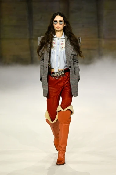 Tjedan mode: Nova vizija Chlo&eacute; romantike u boji odu&scaron;evila Pariz