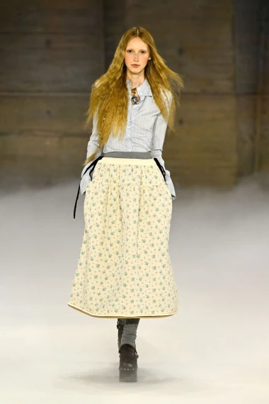 Tjedan mode: Nova vizija Chlo&eacute; romantike u boji odu&scaron;evila Pariz