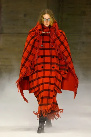 Tjedan mode: Nova vizija Chlo&eacute; romantike u boji odu&scaron;evila Pariz