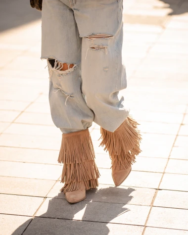 Kako nositi traper komade znaju dame sa zagrebačke &scaron;pice