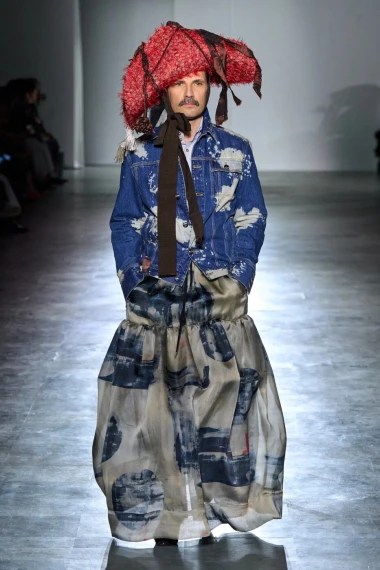 Vivienne Westwood u Parizu: Oda neustra&scaron;ivosti, humoru i vječnoj pobuni