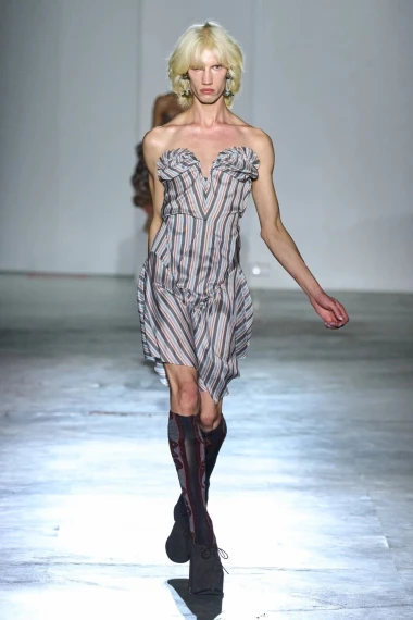 Vivienne Westwood u Parizu: Oda neustra&scaron;ivosti, humoru i vječnoj pobuni