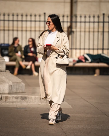 Sve trendseterice na &scaron;pici nose ove balonere: Apsolutni su hit sezone