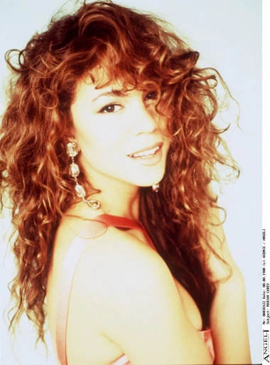 Mariah Carey slavi 57. rođendan: Kako se od slatkice pretvorila u glam divu