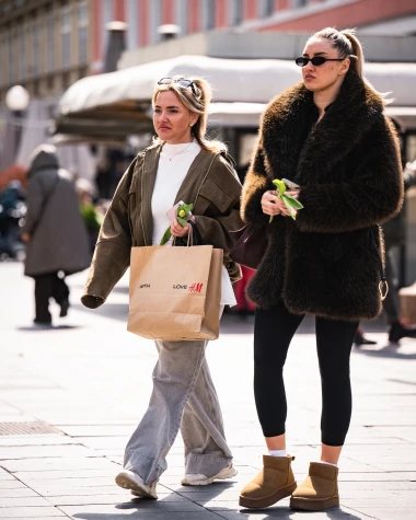 Zgodne Zagrepčanke otjerale vjetar sa &scaron;pice, nije imao &scaron;anse