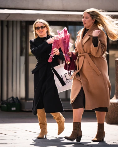 Zgodne Zagrepčanke otjerale vjetar sa &scaron;pice, nije imao &scaron;anse