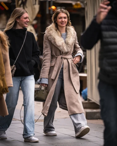 Zgodne Zagrepčanke otjerale vjetar sa &scaron;pice, nije imao &scaron;anse