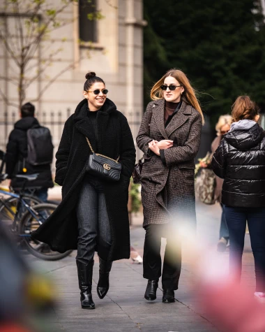 Zgodne Zagrepčanke otjerale vjetar sa &scaron;pice, nije imao &scaron;anse