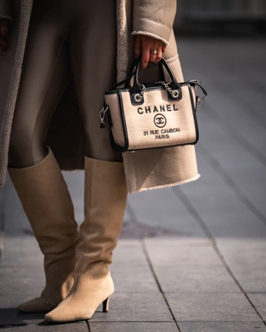 Zgodne Zagrepčanke otjerale vjetar sa &scaron;pice, nije imao &scaron;anse