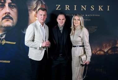 Slavni i poznati na premijeri filma 'Zrinski': U publici bili Ivančica Pahor, Stipe Mesić i brojni drugi