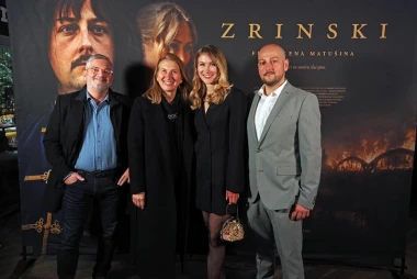 Slavni i poznati na premijeri filma 'Zrinski': U publici bili Ivančica Pahor, Stipe Mesić i brojni drugi
