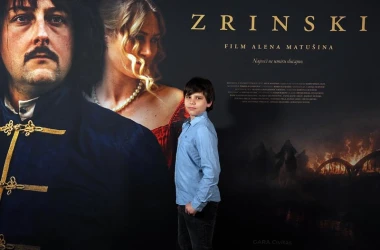 Slavni i poznati na premijeri filma 'Zrinski': U publici bili Ivančica Pahor, Stipe Mesić i brojni drugi