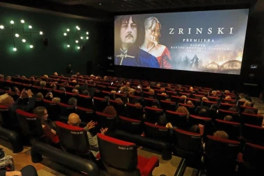 Slavni i poznati na premijeri filma 'Zrinski': U publici bili Ivančica Pahor, Stipe Mesić i brojni drugi
