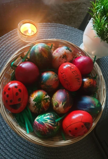 Pisanice, zečevi i cvijeće: Na&scaron;e čitateljice spremne su za Uskrs