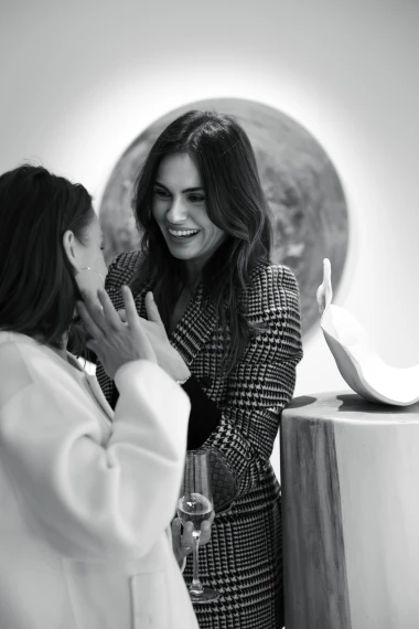 Kristina Bradač Radić otvorila izložbu keramike i okupila poznata lica