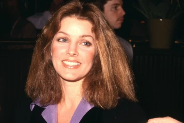 Izgledaju kao druge osobe: Slavne dame koje su estetski zahvati potpuno promijenili