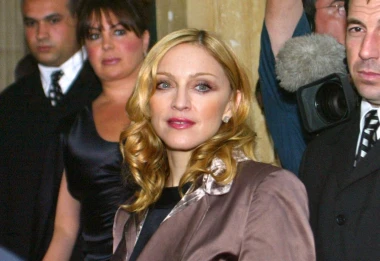 Izgledaju kao druge osobe: Slavne dame koje su estetski zahvati potpuno promijenili