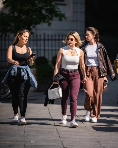 Zagrebačka &scaron;pica na +20: Kratki topovi, gole noge i prezgodne gradske trendseterice