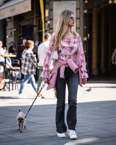 Zagrebačka &scaron;pica na +20: Kratki topovi, gole noge i prezgodne gradske trendseterice