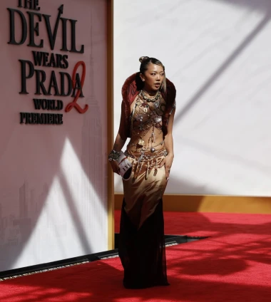 Zvjezdani sjaj u New Yorku: Outfiti s premijere 'Vrag nosi Pradu 2' o kojima svi pričaju