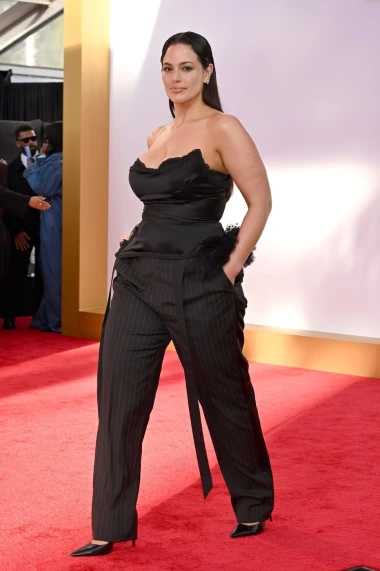 Zvjezdani sjaj u New Yorku: Outfiti s premijere 'Vrag nosi Pradu 2' o kojima svi pričaju