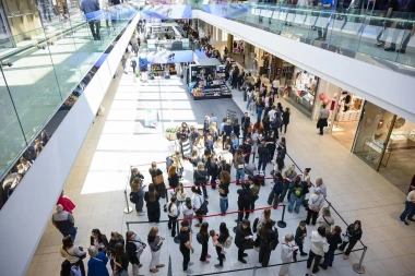 Sephora je otvorena, vlada potpuna ludnica: Zagrepčanke satima čekale da uđu