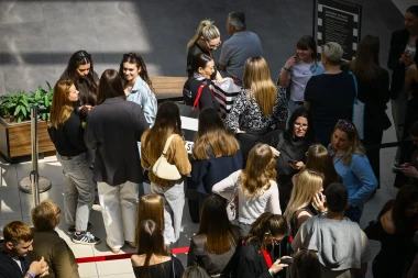 Sephora je otvorena, vlada potpuna ludnica: Zagrepčanke satima čekale da uđu