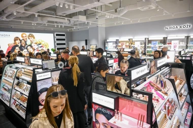 Sephora je otvorena, vlada potpuna ludnica: Zagrepčanke satima čekale da uđu