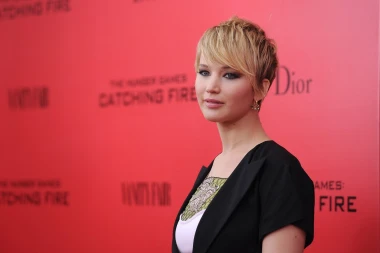 Od duge kose do odvažnog reza: Slavne dame koje su nas zapanjile kratkom kosom