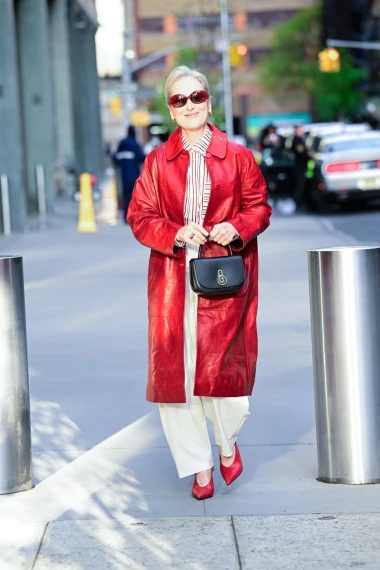 Meryl Streep sa 76 godina ru&scaron;i sva pravila i postaje modna zvijezda