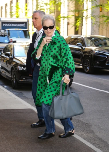 Meryl Streep sa 76 godina ru&scaron;i sva pravila i postaje modna zvijezda