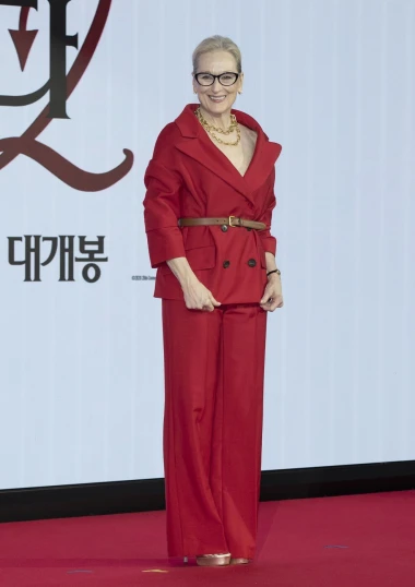 Meryl Streep sa 76 godina ru&scaron;i sva pravila i postaje modna zvijezda