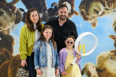 Marijana Batinić u 'it' ko&scaron;ulji ukrala poglede na premijeri filma