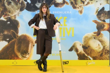 Marijana Batinić u 'it' ko&scaron;ulji ukrala poglede na premijeri filma