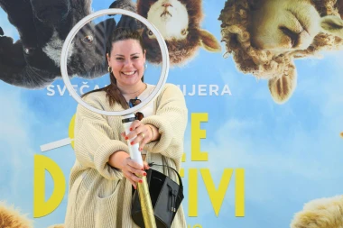 Marijana Batinić u 'it' ko&scaron;ulji ukrala poglede na premijeri filma