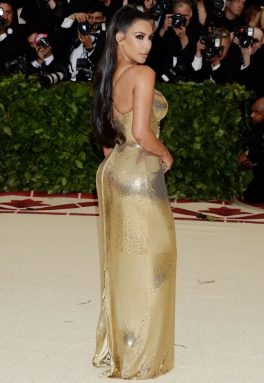 Kim Kardashian na Met Gali: Lookovi koji su u&scaron;li u povijest i &scaron;okirali svijet