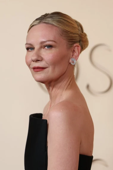 Svi su primijetili ogromnu promjenu: Evo za&scaron;to Kirsten Dunst danas izgleda drugačije