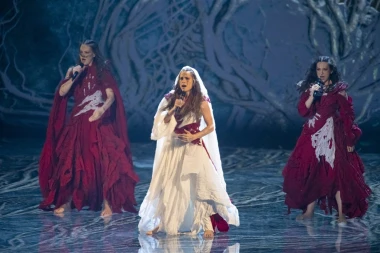 &Scaron;ljokice, oklopi i gola koža: Eurosong lookovi koji su zapalili internet