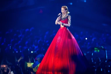 &Scaron;ljokice, oklopi i gola koža: Eurosong lookovi koji su zapalili internet