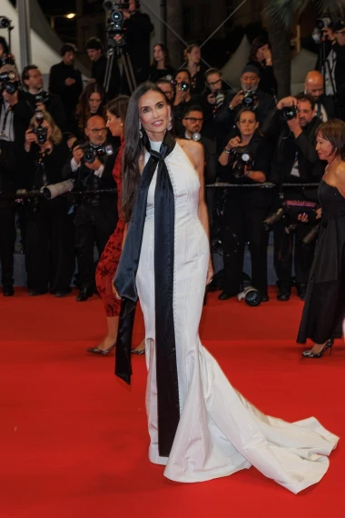 Savr&scaron;ena i noću i danju: Najljep&scaron;a izdanja Demi Moore u Cannesu