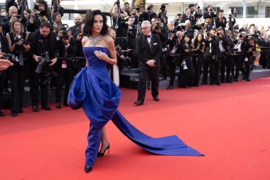 Savr&scaron;ena i noću i danju: Najljep&scaron;a izdanja Demi Moore u Cannesu
