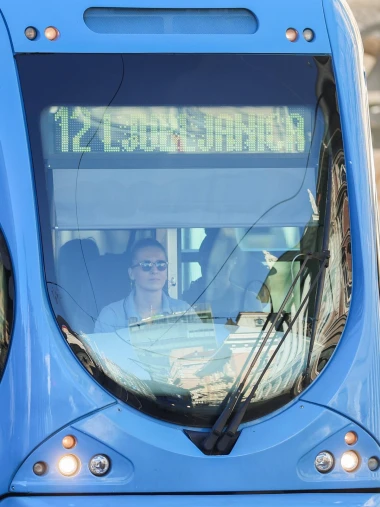 Ponos Zagreba: Vozačice tramvaja uljep&scaron;avaju život putnika