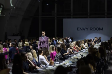 Spektakl mode i emocija: eNVy room kroz nezaboravno iskustvo predstavio novu kolekciju Proljeće/Ljeto 2026.