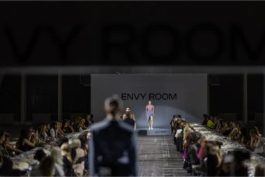 Spektakl mode i emocija: eNVy room kroz nezaboravno iskustvo predstavio novu kolekciju Proljeće/Ljeto 2026.