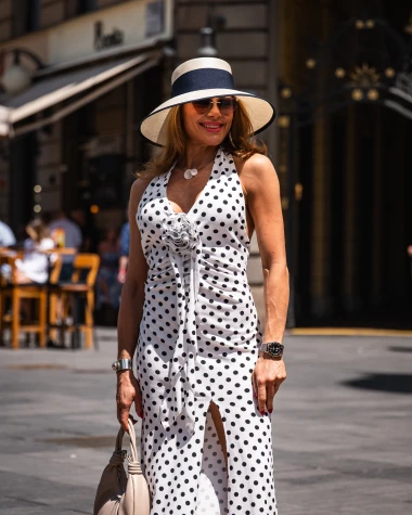 Biv&scaron;a miss Maja Cvjetković predvodi najchic trend ljeta: Evo kako dame sa &scaron;pice nose &scaron;e&scaron;ire